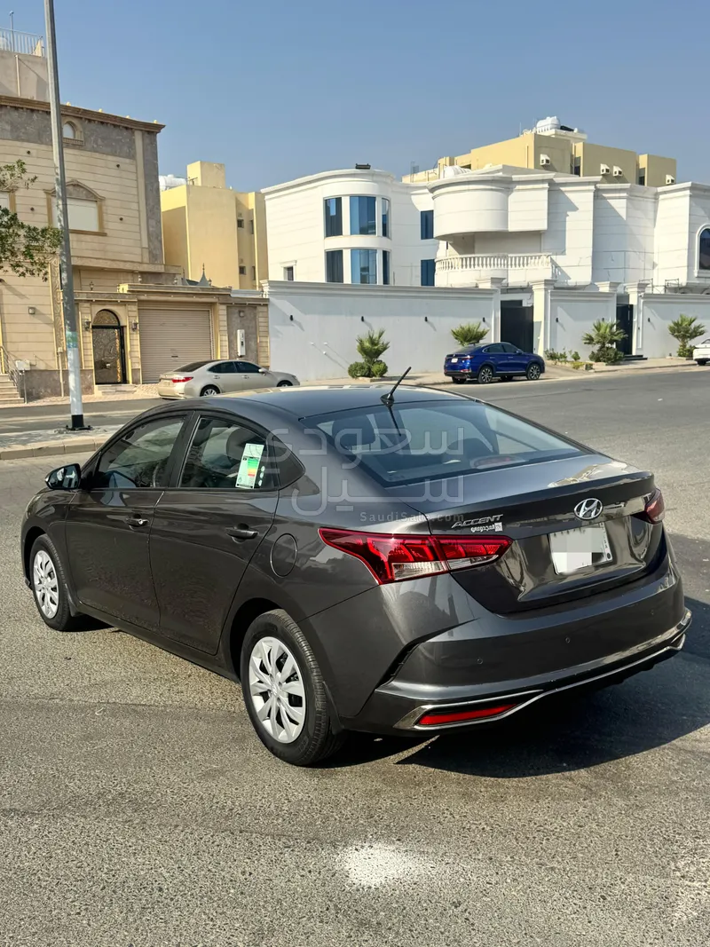 2022 هيونداي اكسنت سمارت