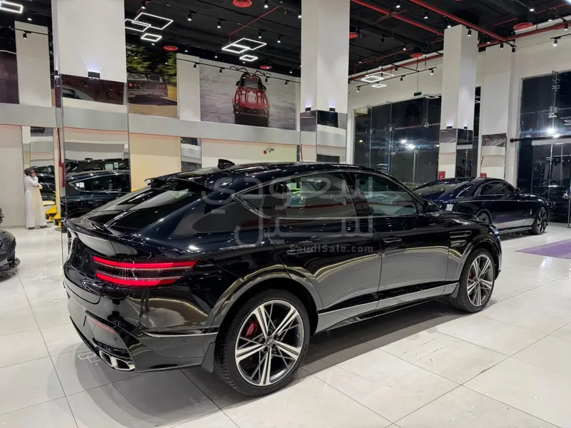 2025 جينيسيس جي في 80