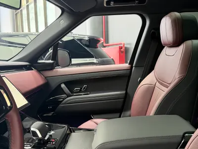 2025 لاند روفر رينج روفر سبورت اتش اس اي