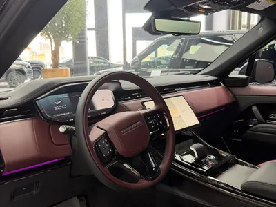 2025 لاند روفر رينج روفر سبورت اتش اس اي