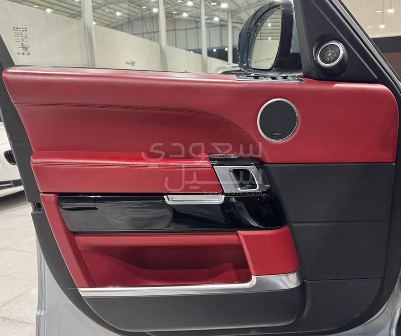 2015 لاند روفر رينج روفر اوتوبيوغرافي