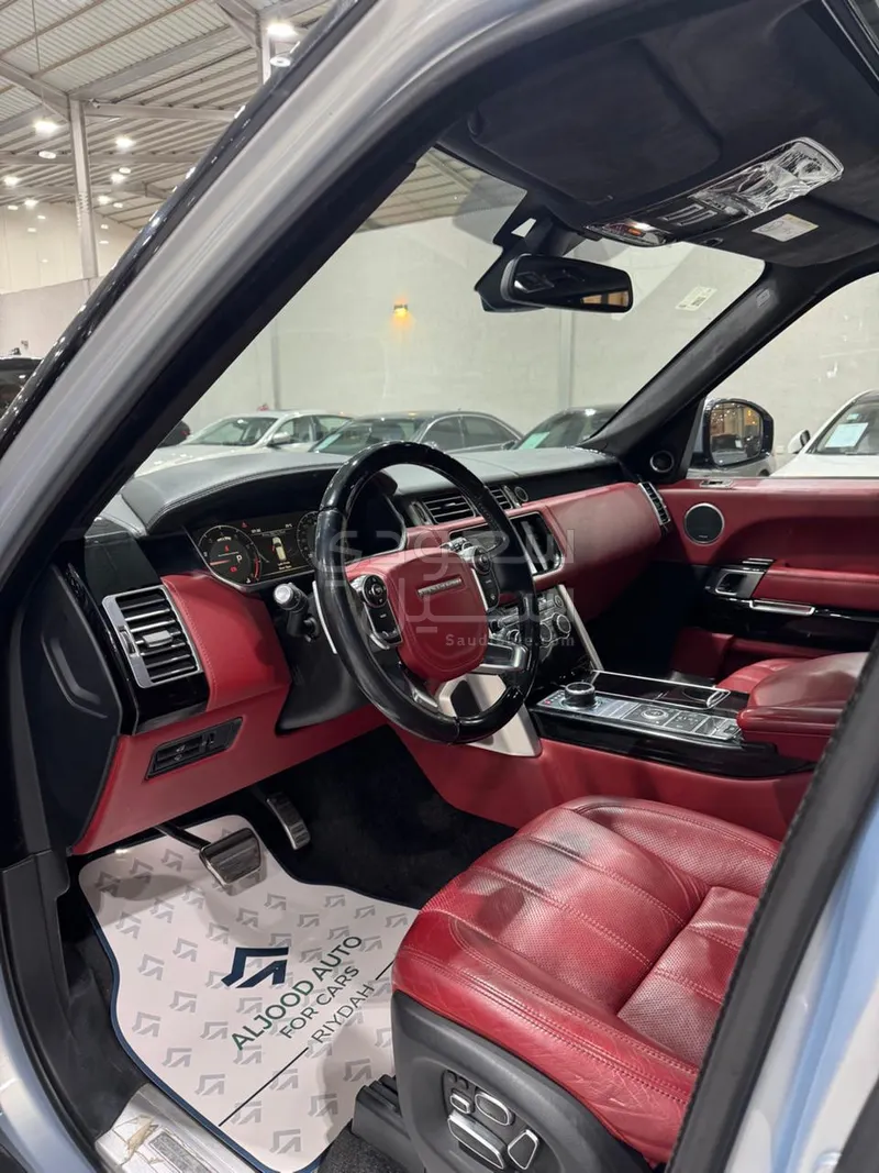 2015 لاند روفر رينج روفر اوتوبيوغرافي