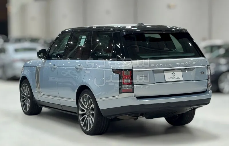 2015 لاند روفر رينج روفر اوتوبيوغرافي