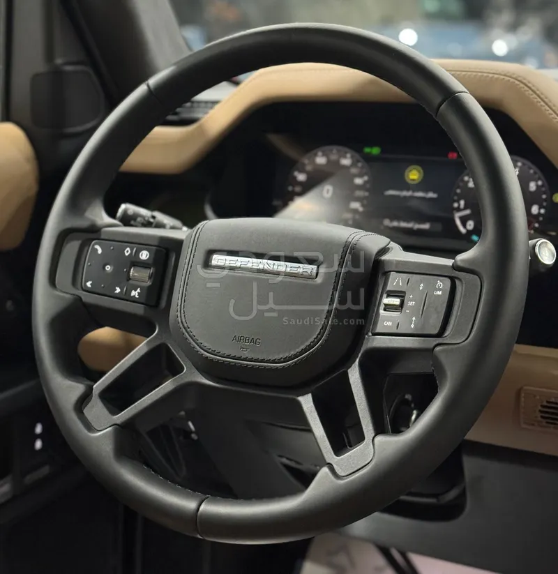 2025 لاند روفر ديفيندر اكس 110