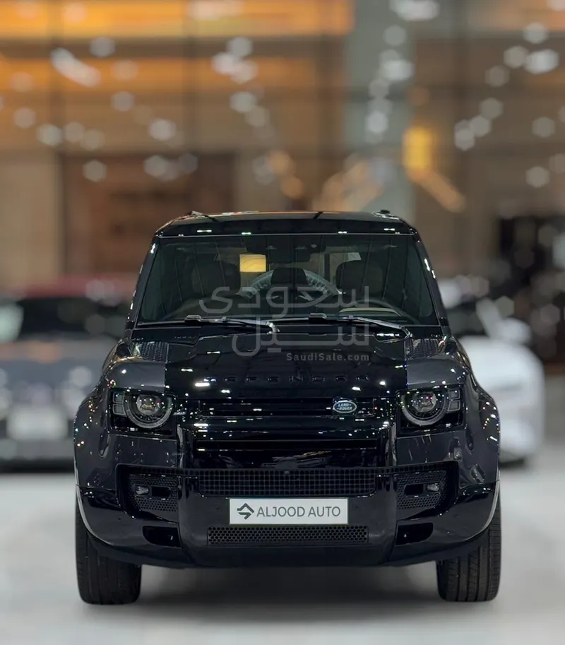 2025 لاند روفر ديفيندر اكس 110