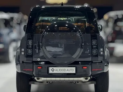 2025 لاند روفر ديفيندر اكس 110