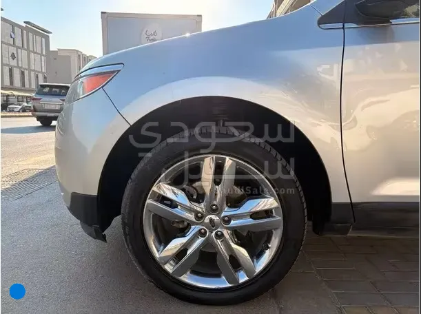 2014 فورد ادج ليميتد