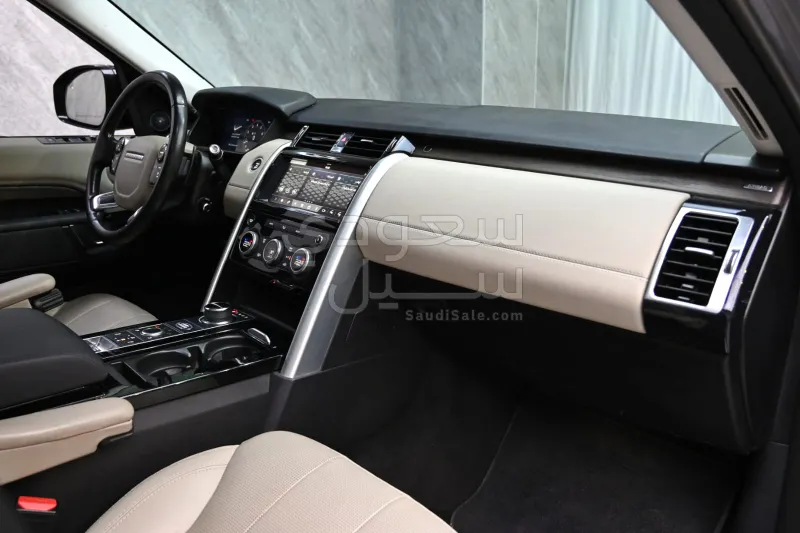 2020 لاند روفر ديسكفري