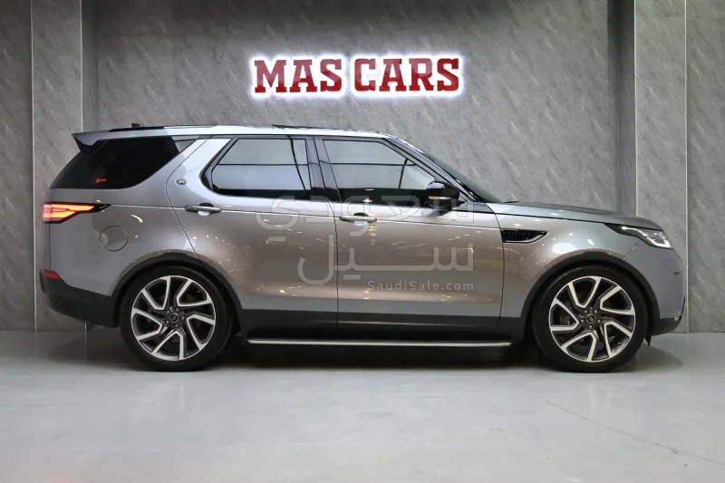 2020 لاند روفر ديسكفري