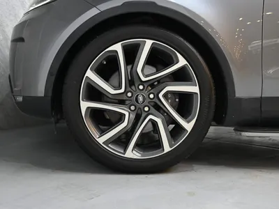 2020 لاند روفر ديسكفري