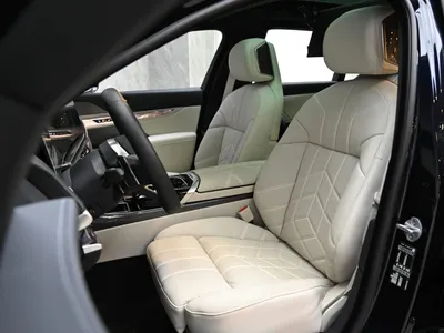 2026 بي ام دبليو الفئة السابعة 735أي