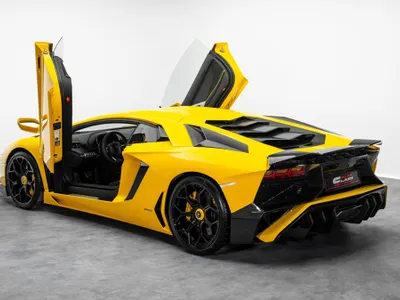 2014 لمبرجيني افنتادور ال بي-700-4