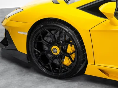 2014 لمبرجيني افنتادور ال بي-700-4