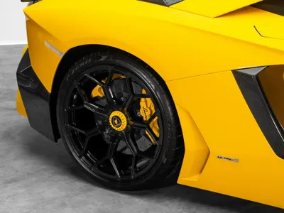 2014 لمبرجيني افنتادور ال بي-700-4