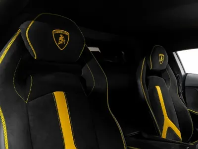 2014 لمبرجيني افنتادور ال بي-700-4