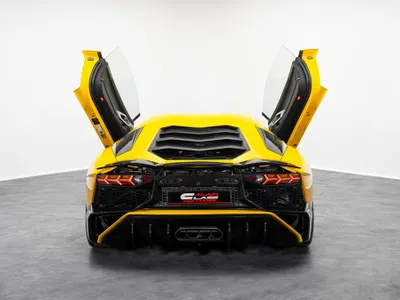 2014 لمبرجيني افنتادور ال بي-700-4