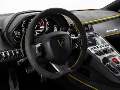 2014 لمبرجيني افنتادور ال بي-700-4