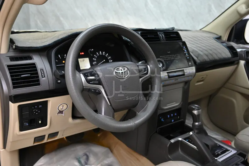 2023 تويوتا برادو جس اكس ار