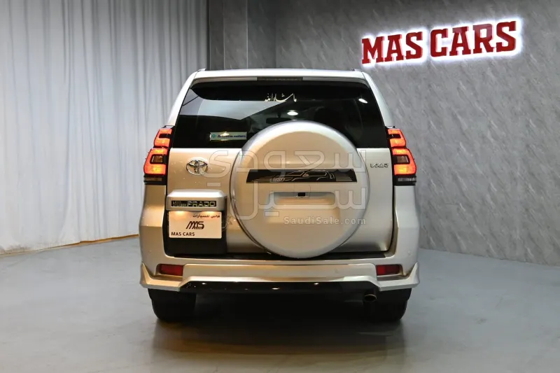 2023 تويوتا برادو جس اكس ار