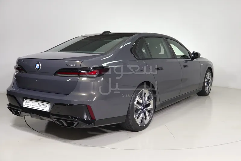 2026 بي ام دبليو الفئة السابعة 760أي