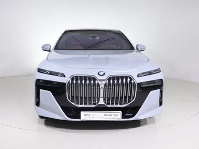 2026 بي ام دبليو الفئة السابعة 735أي