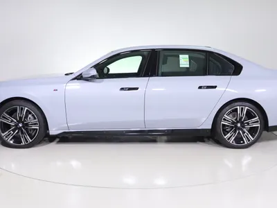 2026 بي ام دبليو الفئة السابعة 735أي