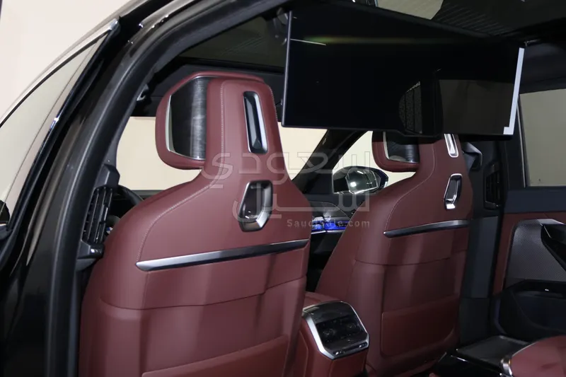 2026 بي ام دبليو الفئة السابعة 735أي