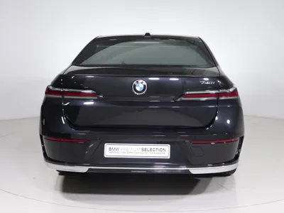 2026 بي ام دبليو الفئة السابعة 735أي