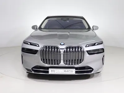 2026 بي ام دبليو الفئة السابعة 735أي