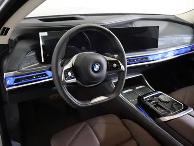 2026 بي ام دبليو الفئة السابعة 735أي