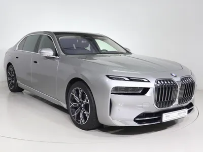 2026 بي ام دبليو الفئة السابعة 735أي