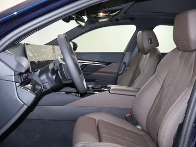 2026 بي ام دبليو الفئة الخامسة 520 أي