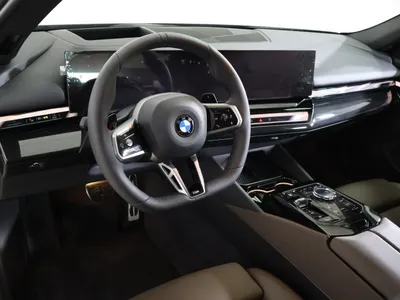 2026 بي ام دبليو الفئة الخامسة 520 أي إم كت