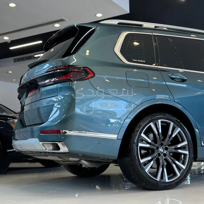 2023 بي ام دبليو الفئة اكس 7