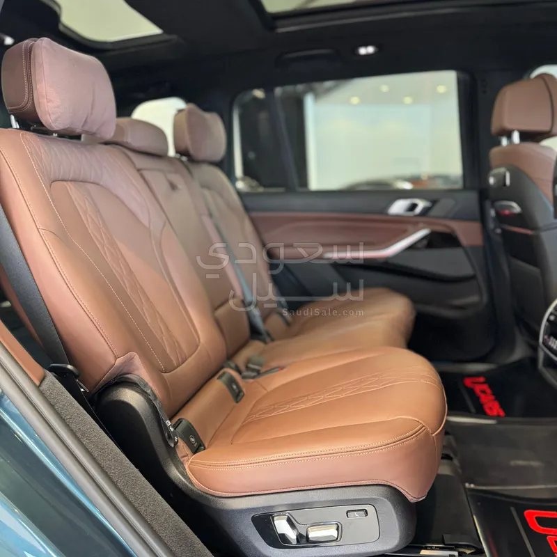 2023 بي ام دبليو الفئة اكس 7