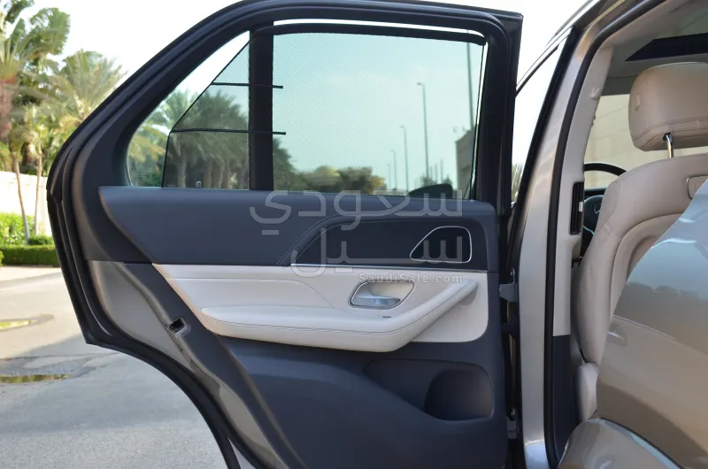 2020 مرسيدس - بنز جي إل إي 450 أي إم جي