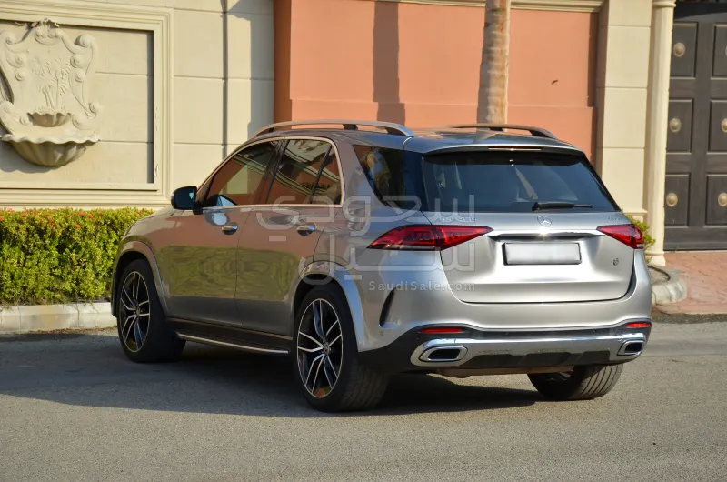 2020 مرسيدس - بنز جي إل إي 450 أي إم جي