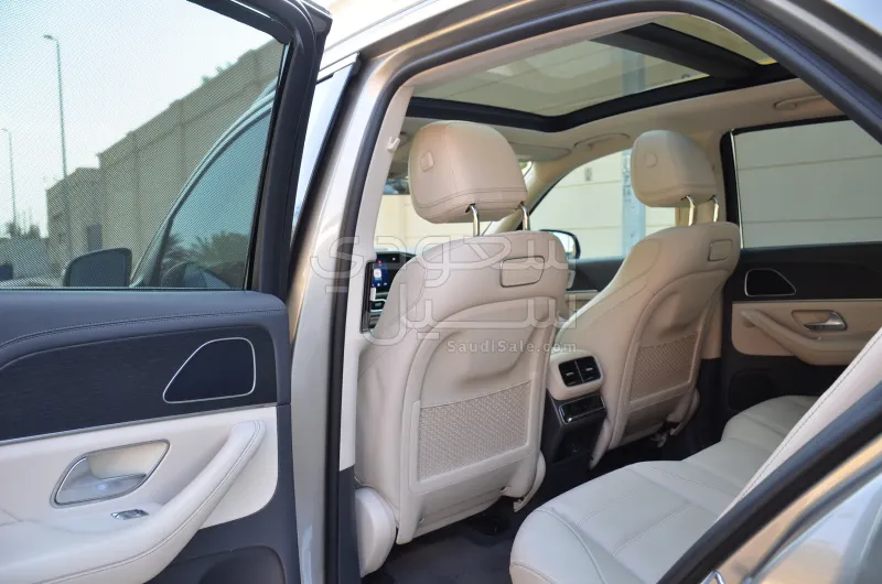 2020 مرسيدس - بنز جي إل إي 450 أي إم جي