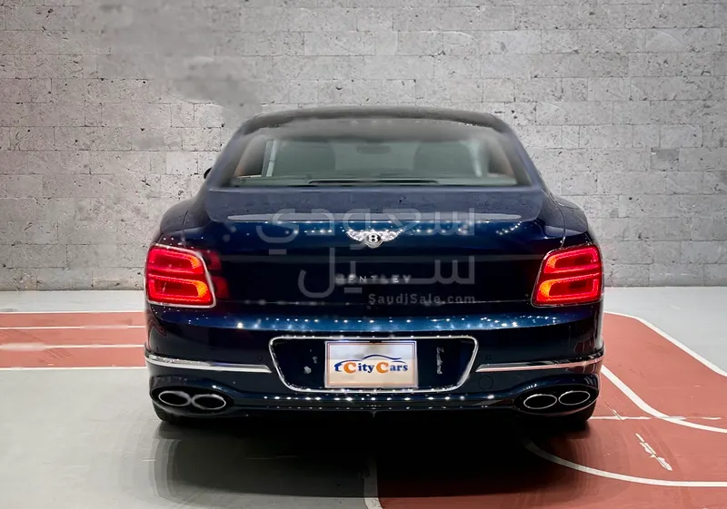 2022 بنتلي كونتيننتل فلاينج سبير