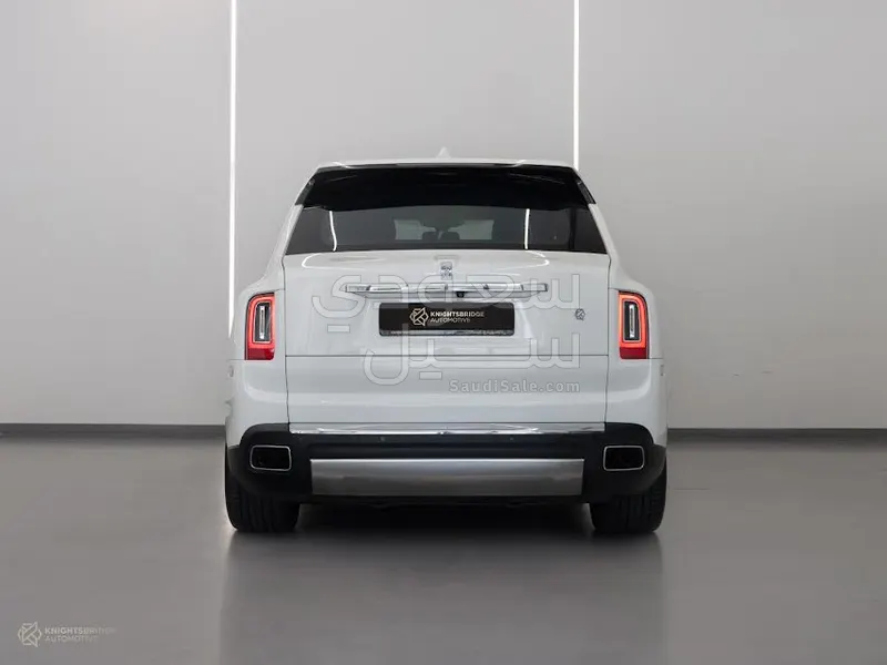 2021 رولز رويس كولينان