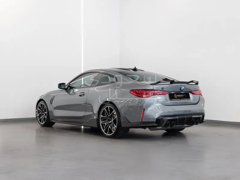 2025 بي ام دبليو الفئة ام إم 4 كومبيتيشن