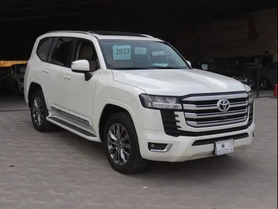 2023 تويوتا لاند كروزر جي اكس ار