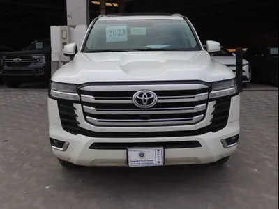 2023 تويوتا لاند كروزر جي اكس ار