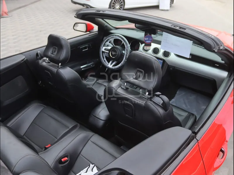 2017 فورد موستانغ جي تي