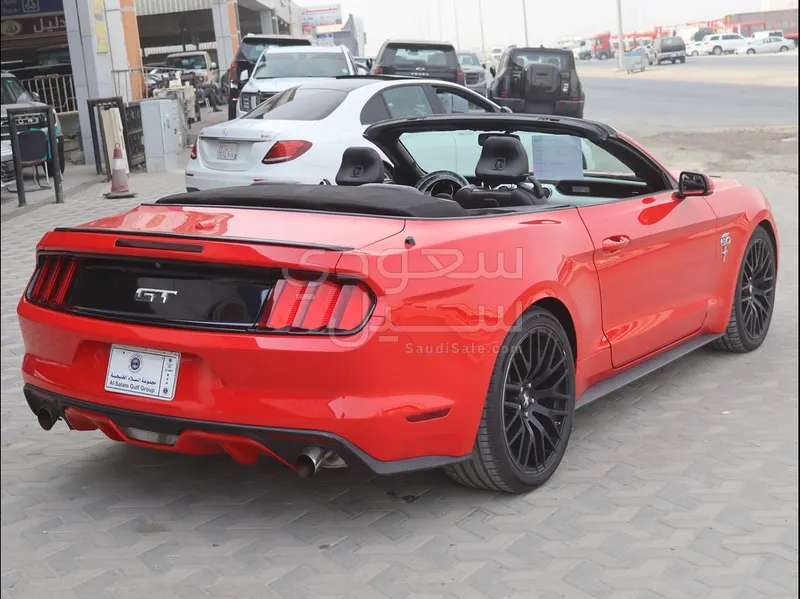 2017 فورد موستانغ جي تي