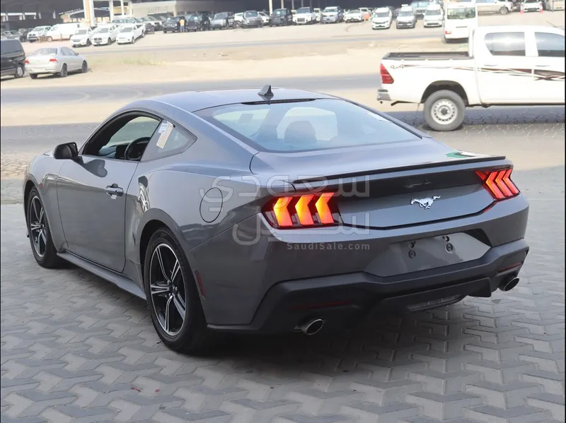 2024 فورد موستانغ