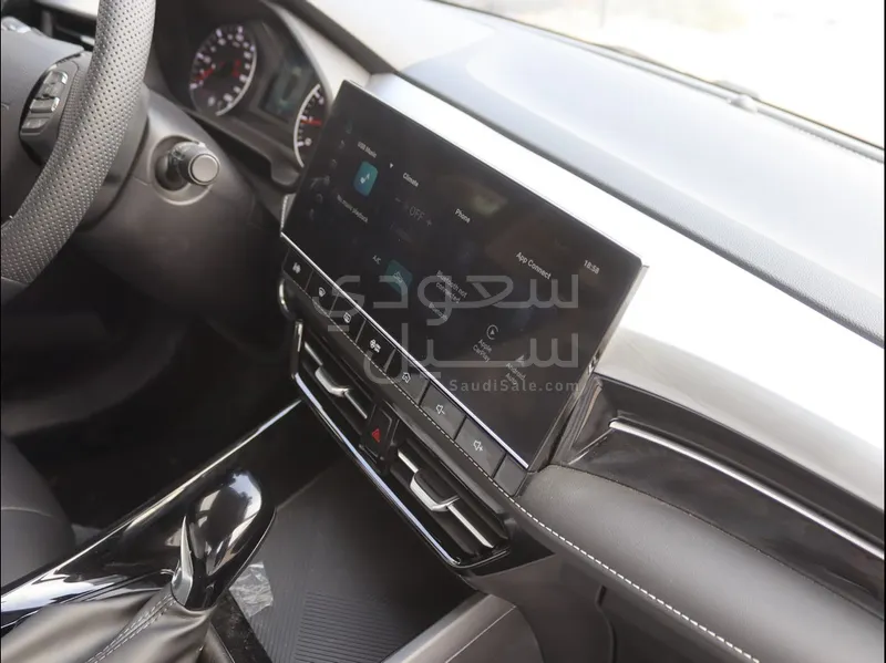 2024 ام جي ام جي 5