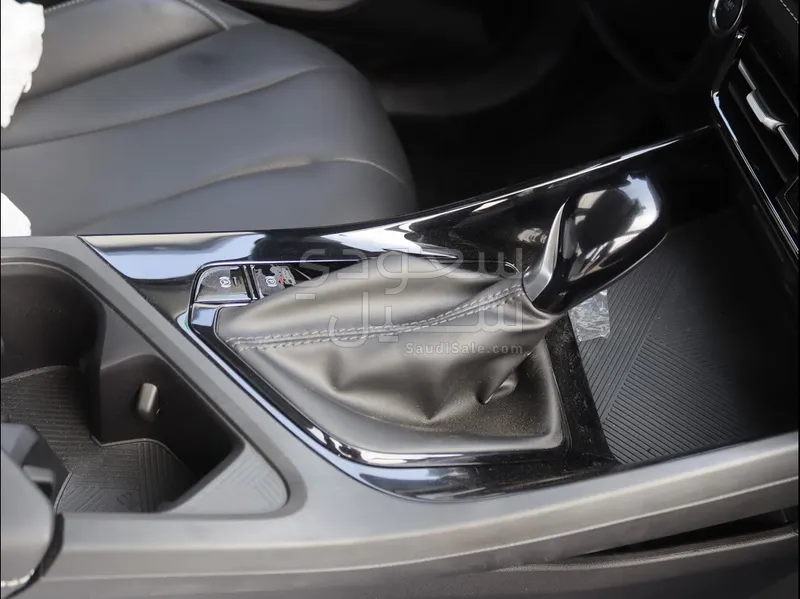 2024 ام جي ام جي 5