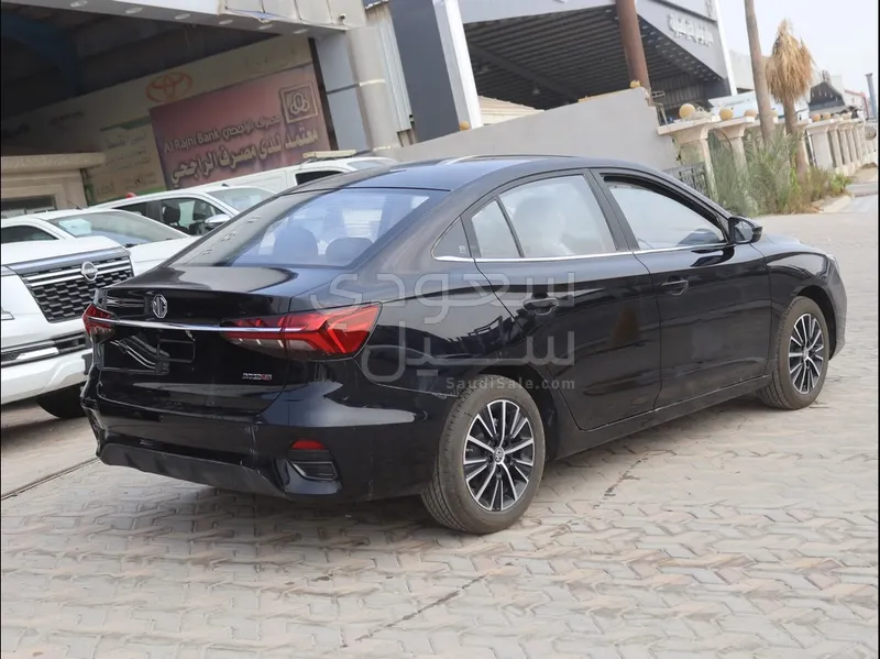 2024 ام جي ام جي 5