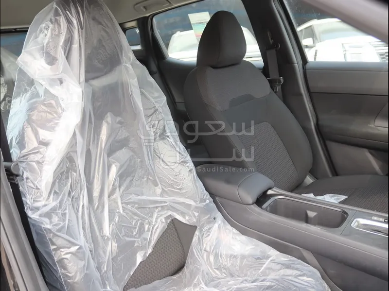 2025 نيسان كيكس اس